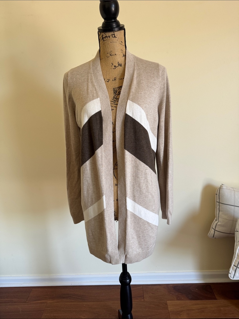 Banana Republic Beige Open-Front Cardigan with White and Brown Geometric Panels